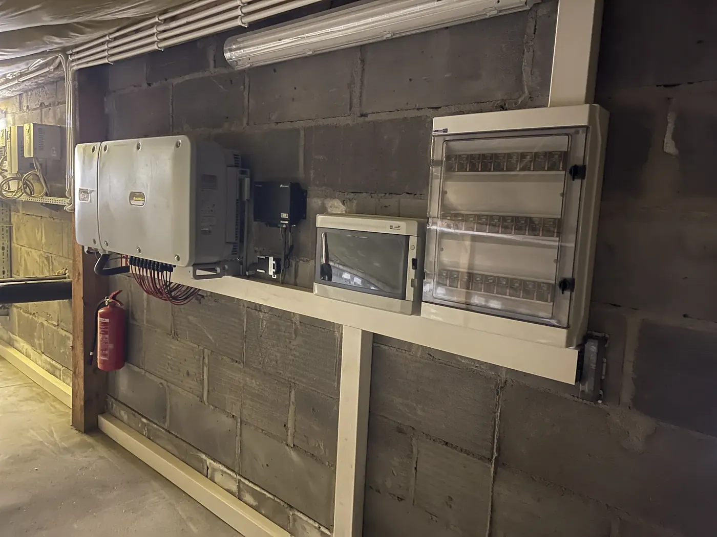 Falownik Huawei w instalacji fotowoltaicznej 50 kW dla Comarch